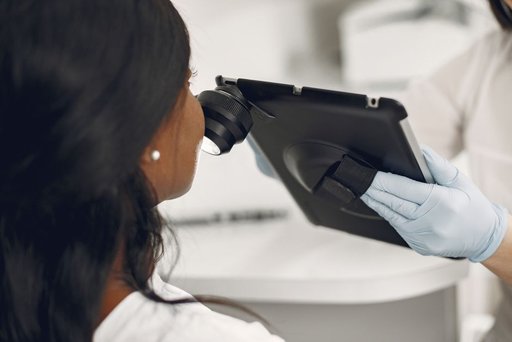 A decade-old CNN outperforms latest frontier LLMs at skin cancer diagnosis
