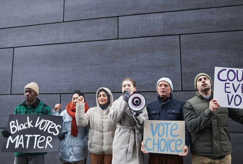 Canadian federal union launches strike vote after 18 months of contract talks fail