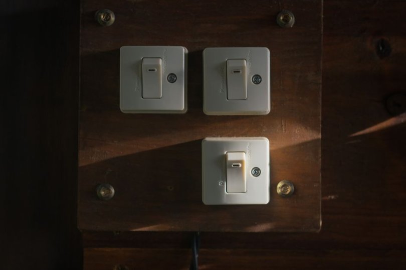 Death Plan Switch: Self-Hosted Dead Man's Switch for Solo Developers
