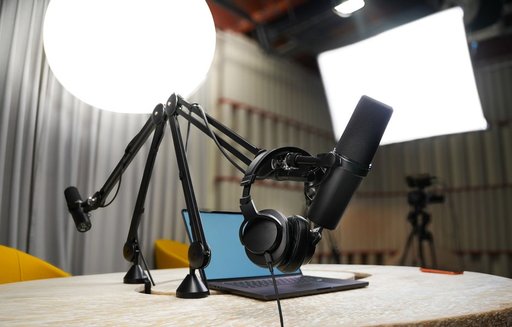 eBay Restricts Radio Equipment Listings but Exempts Ham-Only Gear
