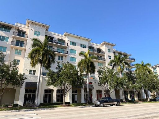 Florida HOAs file thousands of foreclosures, liens annually, deepening housing crisis
