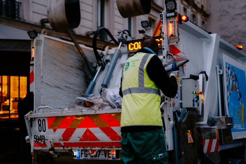 Go garbage collector pauses spike to 40ms when metadata pages swap to disk