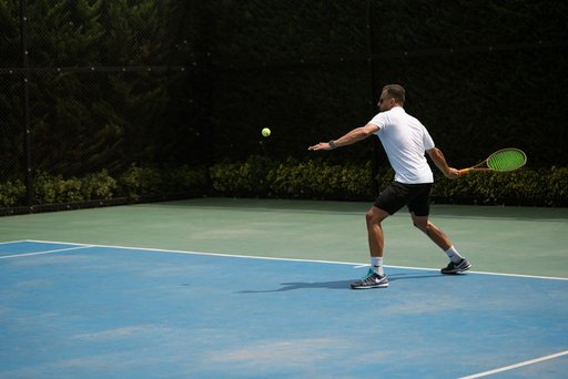 Kartal reaches Wuhan quarter-finals after defeating two seeds