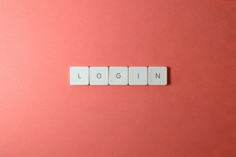Major websites block AI agents from booking flights, shopping, and accessing accounts
