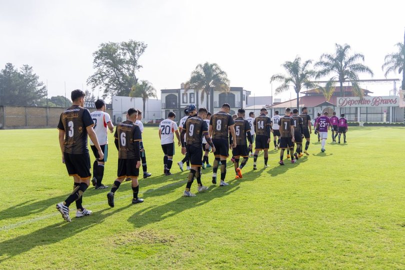 Peru makes four lineup changes for Mexico friendly after heavy US loss