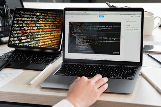 Qwen models match frontier coding performance using orchestration method