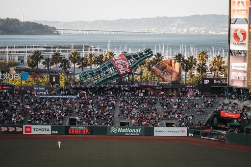 Record heat bears down on Braves-Dodgers NLDS opener in Los Angeles