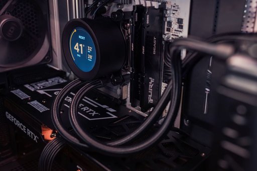 Running Qwen 3.8 Flash Next on Consumer GPUs with Strata
