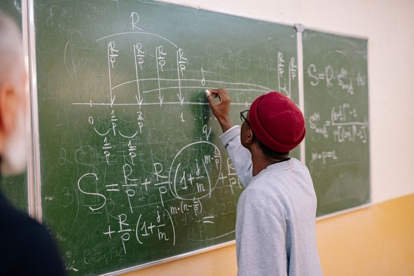 UC Berkeley Math Professor Stops Grading Homework Due to Widespread AI Use