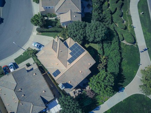 Ukraine deploys distributed solar to resist Russian energy attacks